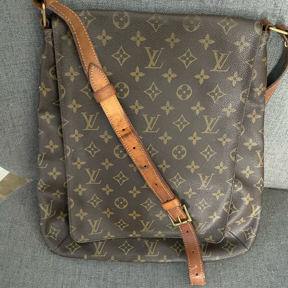 Louis Vuitton Monogram Musette GM Crossbody Bag